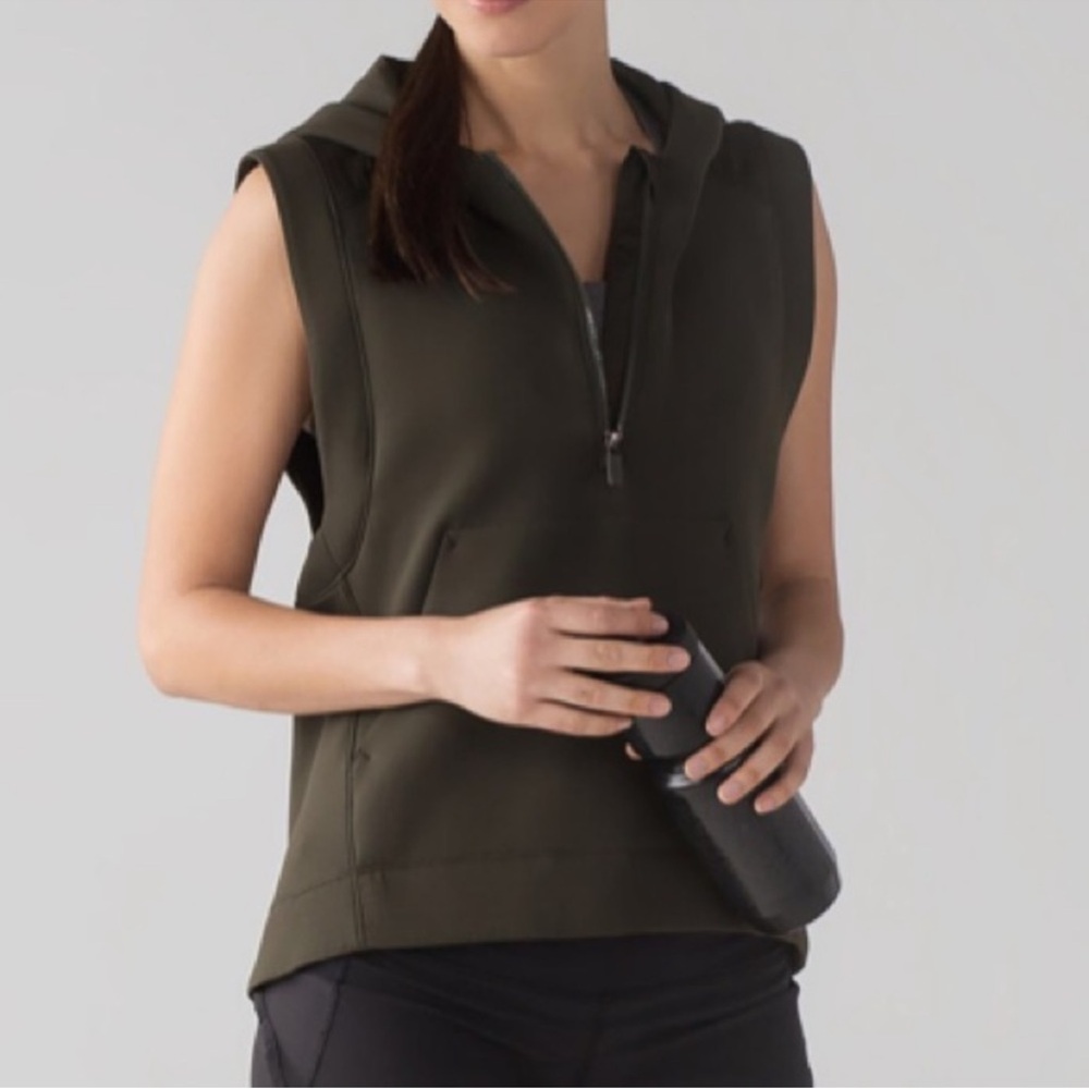 LLululemon Reform Vest Dark Olive Womens Size 4 Activewear Athletic Outdoor